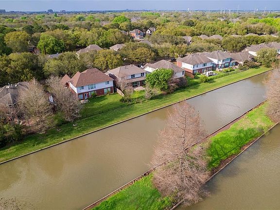 4th image of 3414 Summer Bay Dr