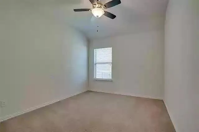 1412 Rose Bud Ct — Photo 13