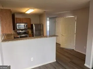631 Sycamore Dr — Photo 7