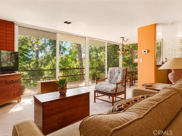 395 Cliff Dr APT 106, Pasadena, CA 91107