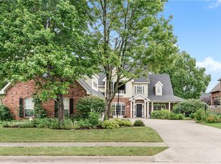 2490 N Middleton Way, Fayetteville, AR 72703
