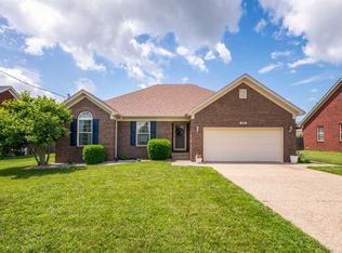 618 Harding Dr, Mount Washington, KY 40047