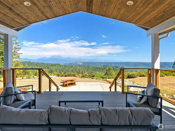 551 E Hyland Drive, Union, WA 98592