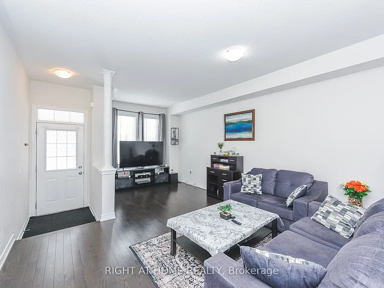 36 Spokanne St — Photo 5