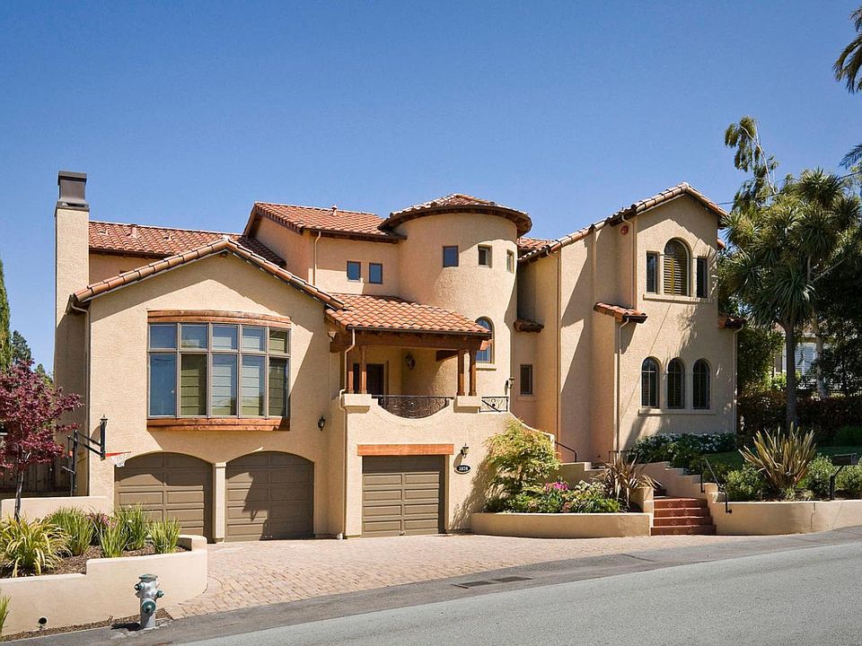 1st image of 3039 Hillside Dr
