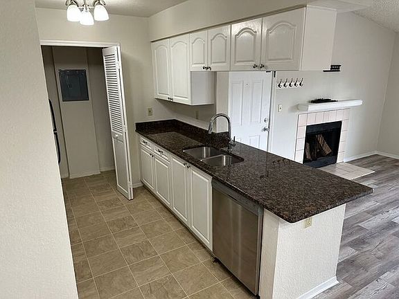 5th image of 2550 N Alafaya Trl APT 3301