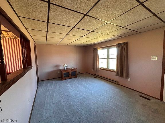 3rd image of 2392 Cherry Hill Rd