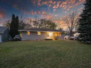 712 Baxter St N, Champlin, MN 55316