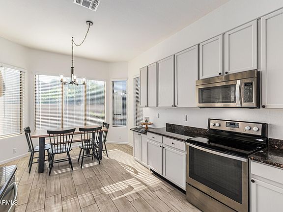 5th image of 10435 E FORGE Avenue