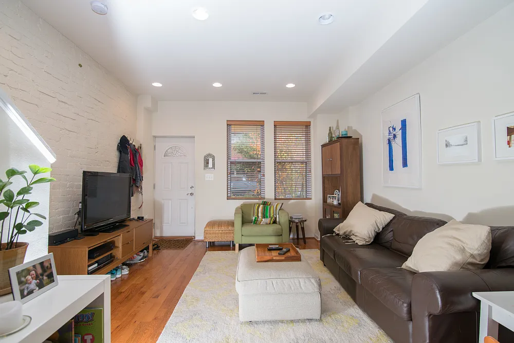 2 bed, 2.5 bath, $3,100 — Photo 1