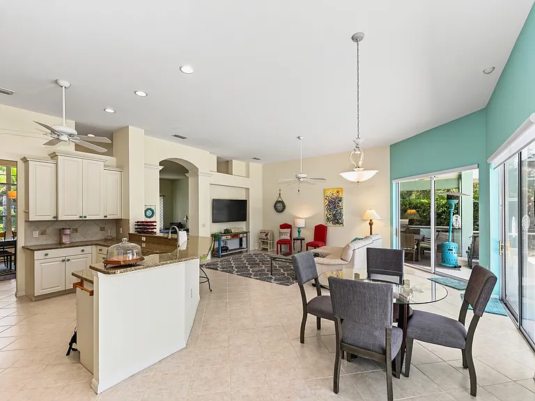 8003 Spring Marsh Dr — Photo 8