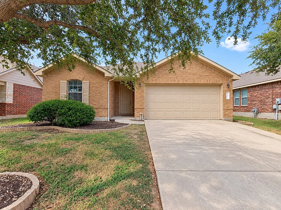 2417 Ericanna Ln