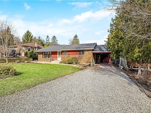 65 John St, Halton Hills, ON L7G 2J9
