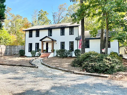 348 Johnson Ferry Rd Photo 1