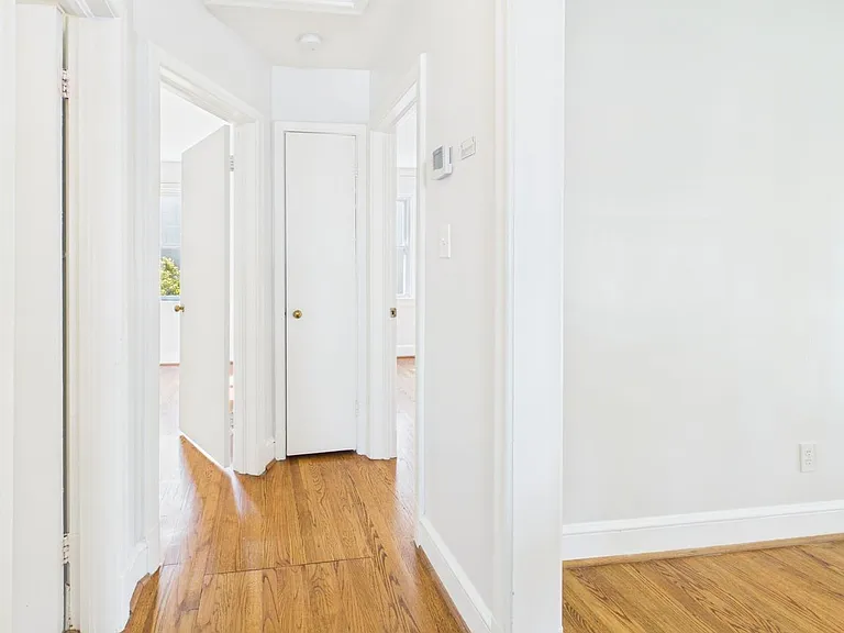 6514 Stuart Ave — Photo 10
