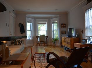 15 Upland Rd APT 3, Cambridge, MA 02140