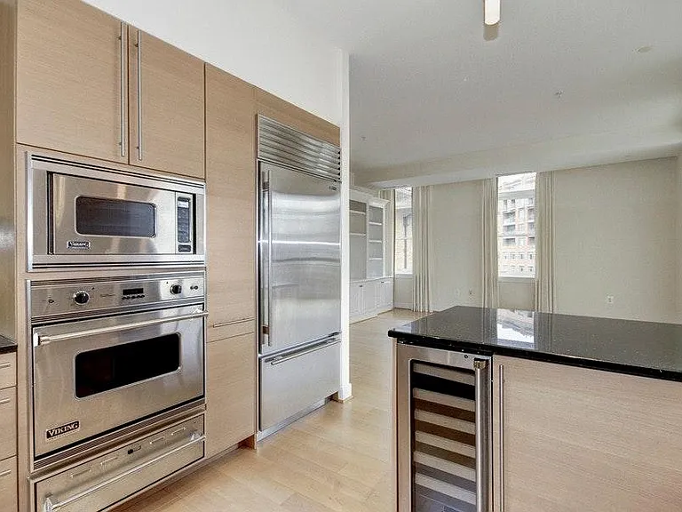 2425 L St NW #415 — Photo 9