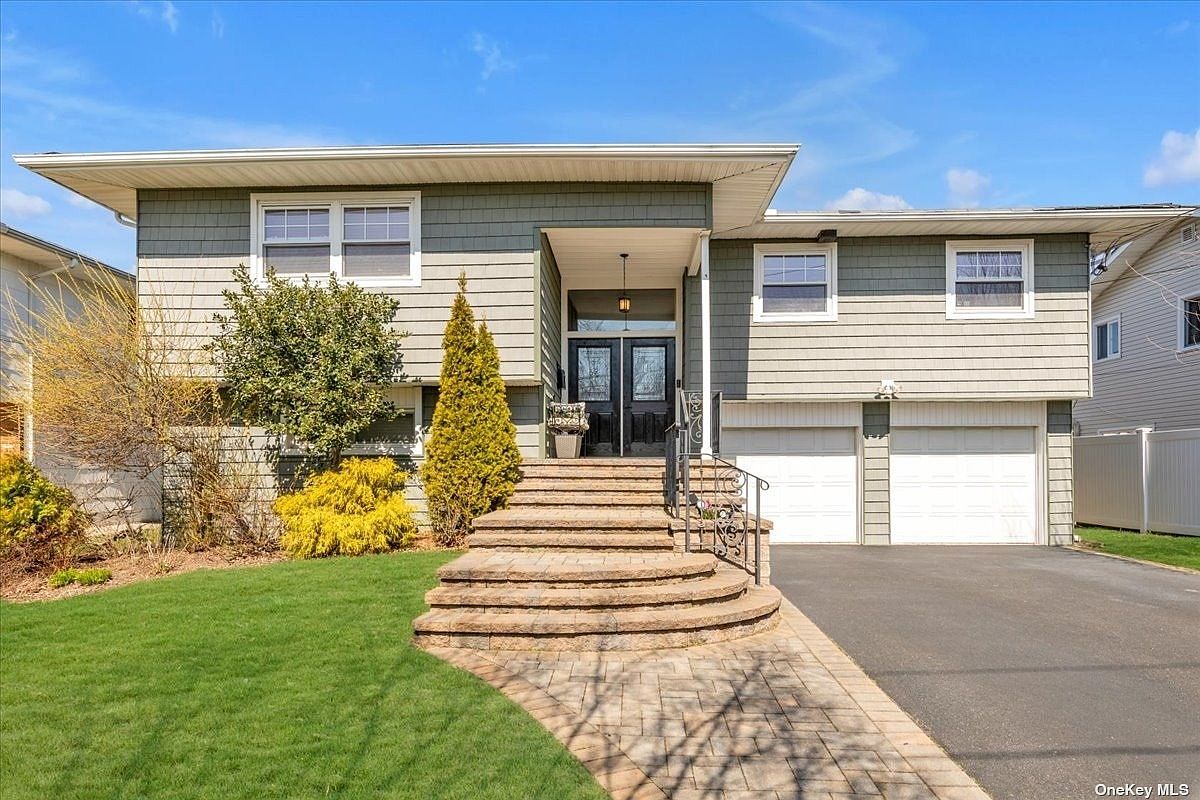 2043 Whalen Avenue, Merrick, NY 11566 Zillow