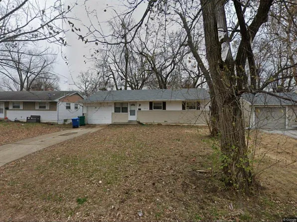 10714 Glen Garry Rd, Saint Louis, MO 63137