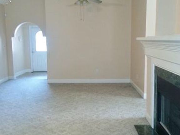 5th image of 23 Franklin Dr