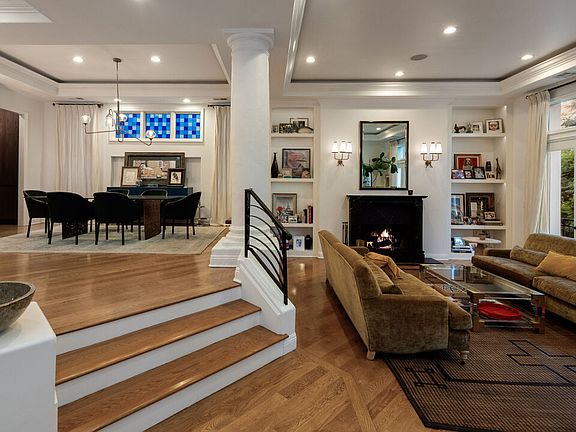 4th image of 123 Channel Pointe Mall