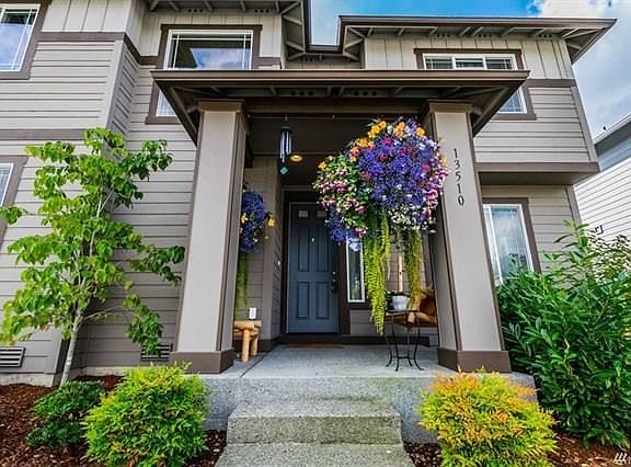 2nd image of 13510 185th Avenue Ct E