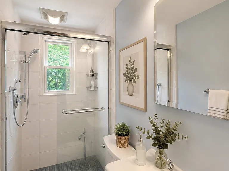 27 Maplewood Ave — Photo 7