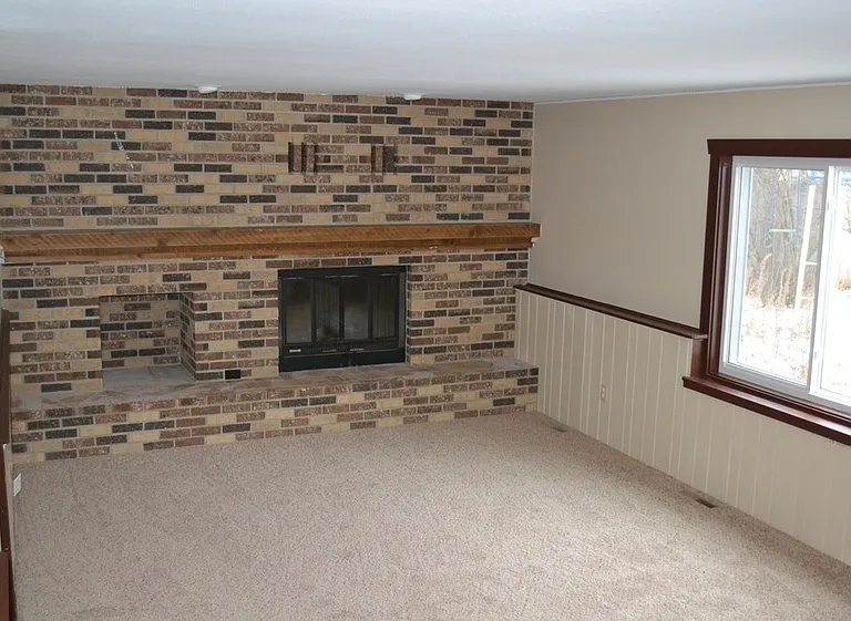 17150 Foliage Ave — Photo 2