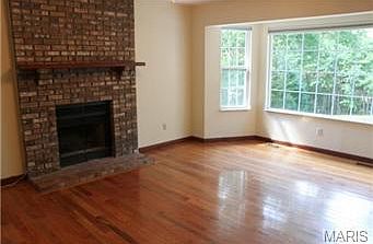 3rd image of 4737 Music Ln