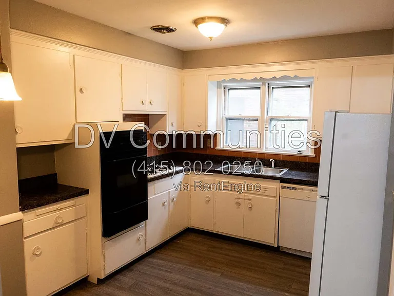 1504 Sherbrook Rd #1 — Photo 13