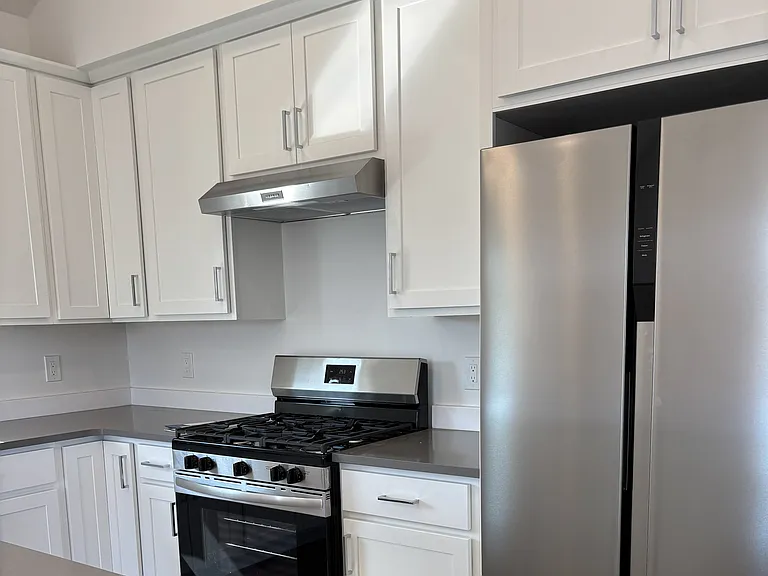 312 S Halcyon Rd #C — Photo 9