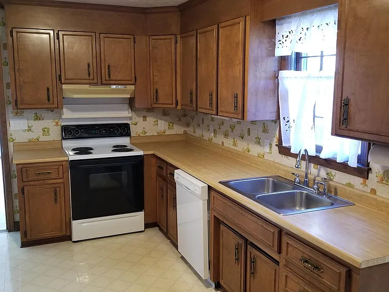 106 Chestnut Dr — Photo 7
