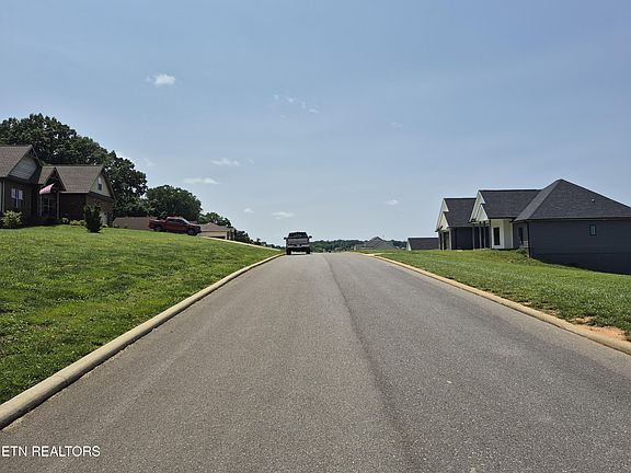 5th image of 0 Fairway Dr #17