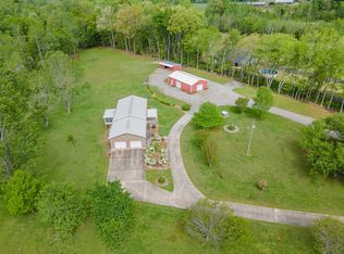 9 Frame Ln, Kelso, TN 37348