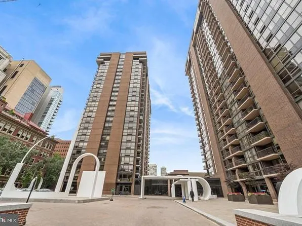 241 S 6th St APT 2308F, Philadelphia, PA 19106