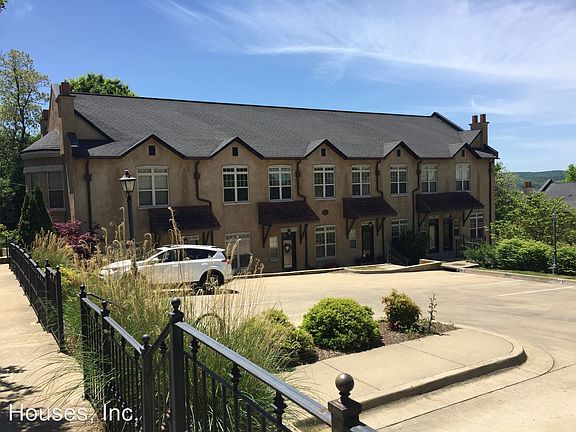 2nd image of 46 N Olive Ave