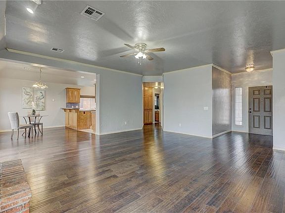 5th image of 4861 Del Aire Dr