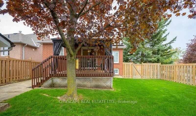 Mississauga House for rent - 3 Bedrooms — photo 14