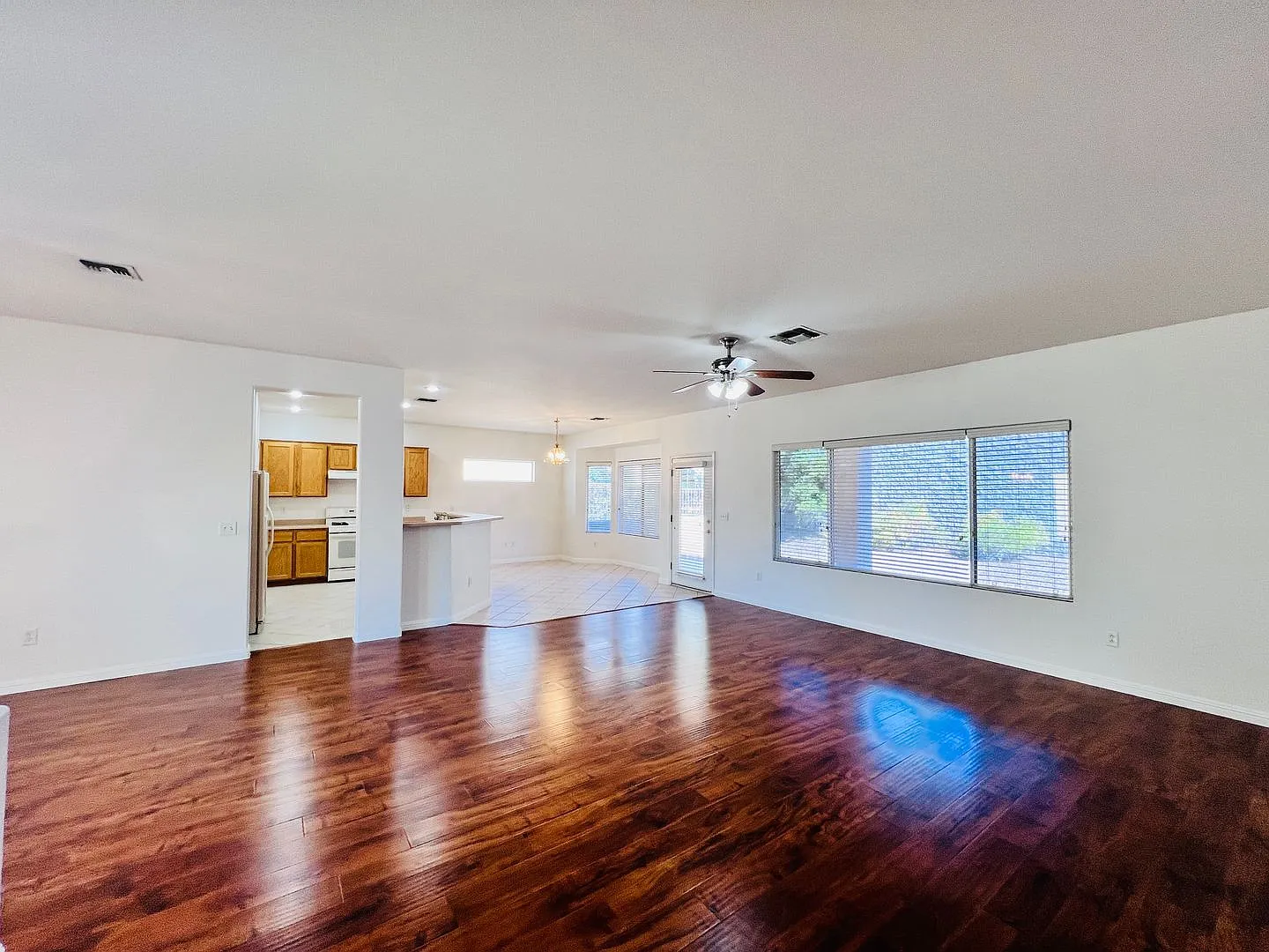 3047 Hickory Valley Road, Henderson, NV 89052 — Photo 4