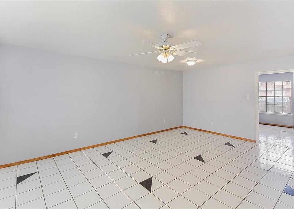 1st image of 9303 Hammerly Blvd Unit 904