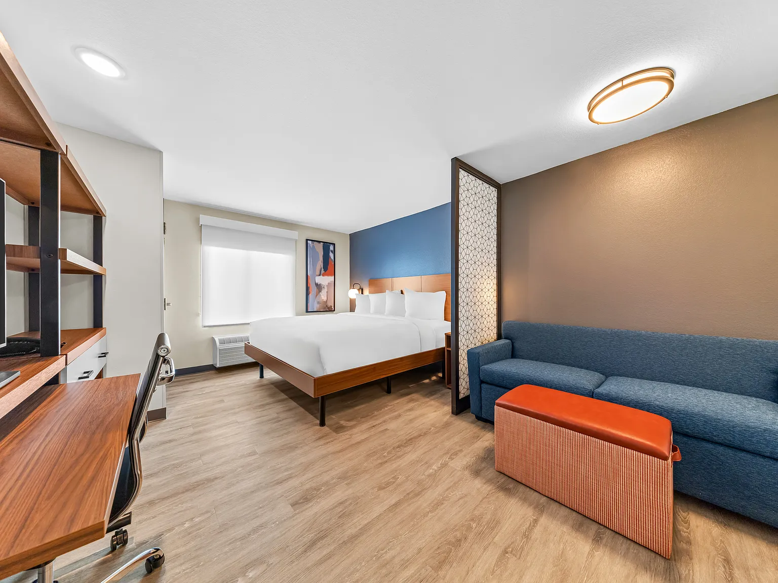 Studio, 416 sqft, $2,150 — Photo 3