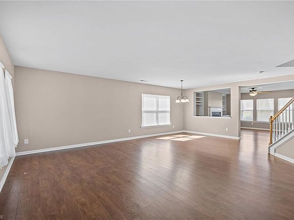 3rd image of 634 Conover Rd
