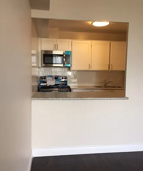 500 Duplex Ave #1404 — Photo 1