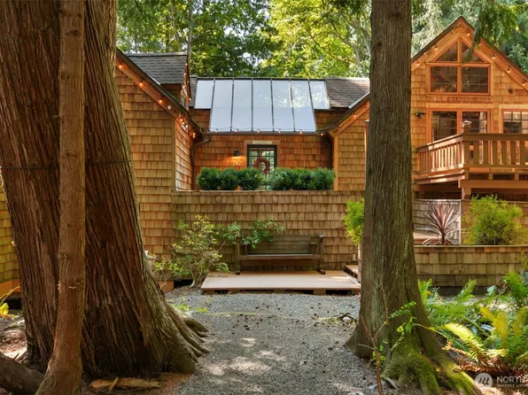 142 Resolute Lane, Port Ludlow, WA 98365