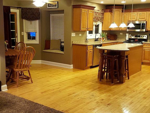 5th image of 22258 Pembrook Dr