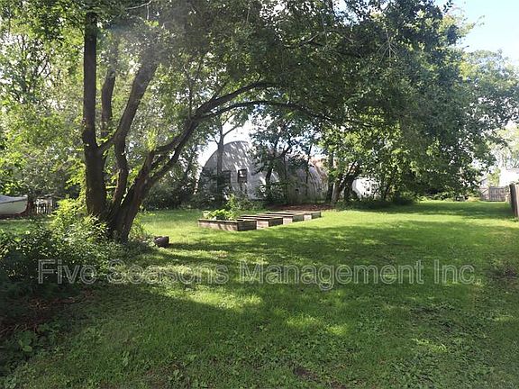 3rd image of 127 N Union St