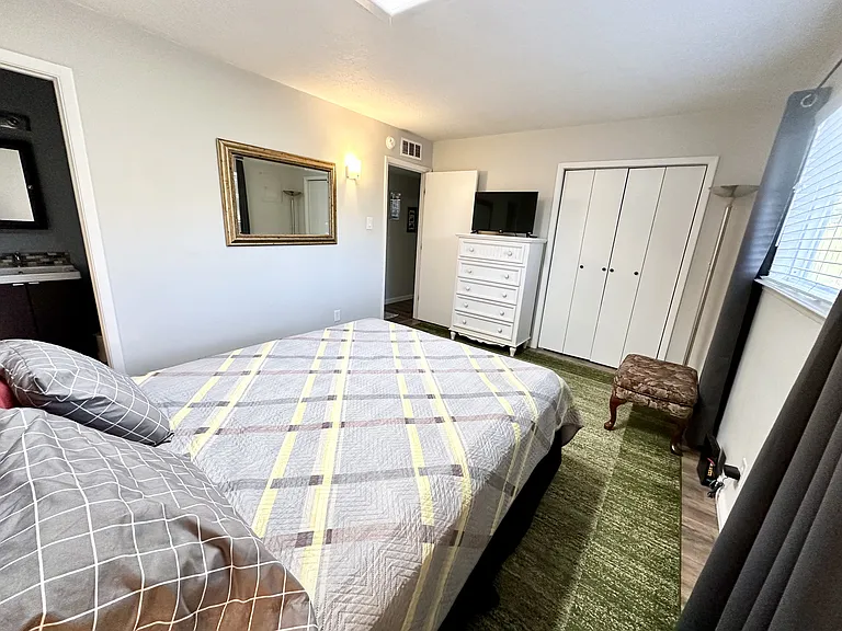 13368 Camino Del Norte NE — Photo 18