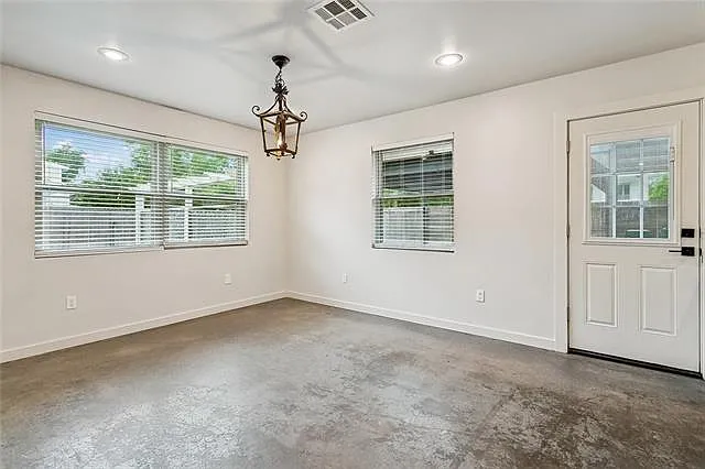 426 Lafitte St — Photo 8