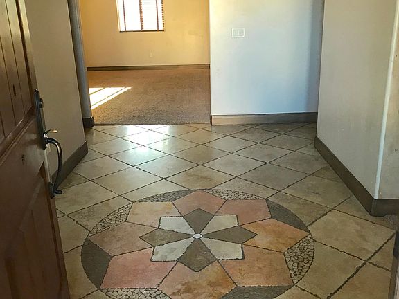 entry, looking into formal dining room