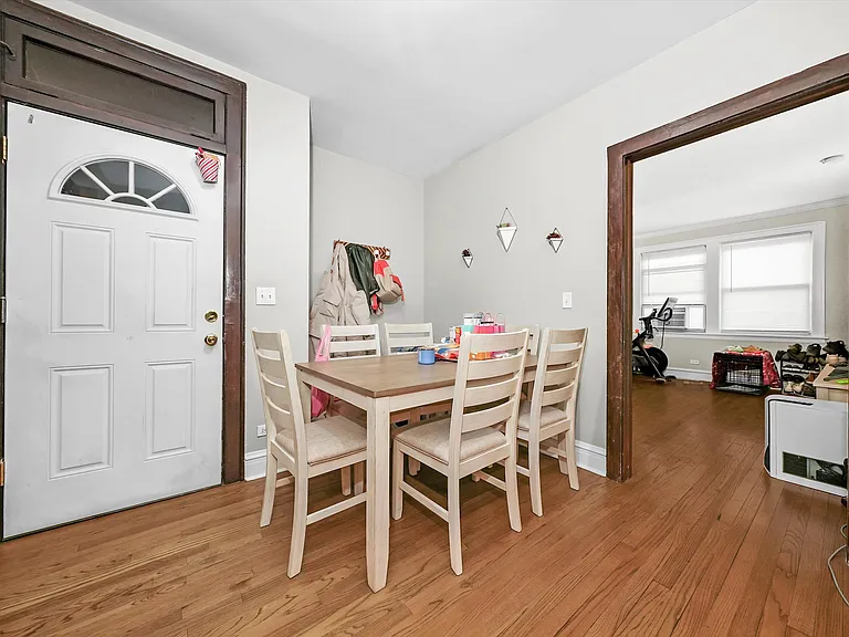 1929B Grove Ave #203 — Photo 7